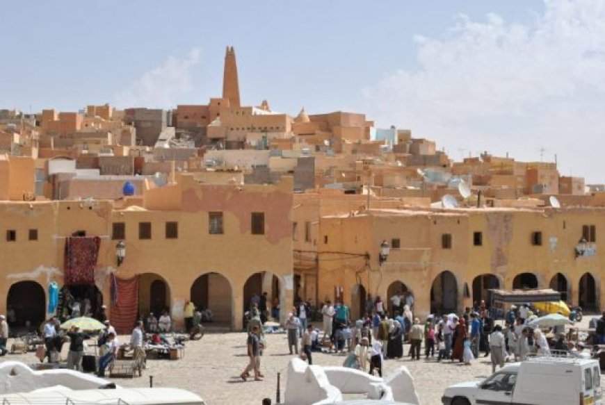 Ghardaïa : Grand bazar sur les trottoirs