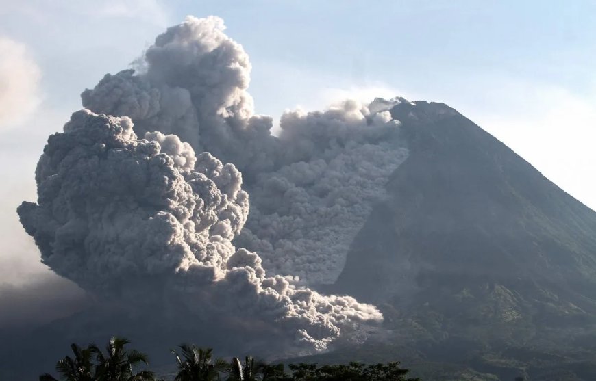 Éruption Volcanique en Indonésie : Un Spectacle Terrifiant et 42 Randonneurs Disparus, le Cauchemar du Marapi