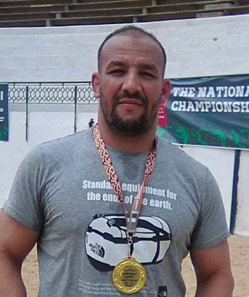 Mohamed Zahafi (1re place -90 kg Blida):