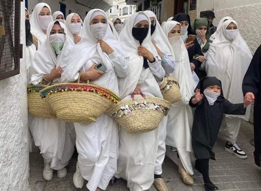 Patrimoine Le «haïk», un symbole de l’élégance et de l’identité algérienne