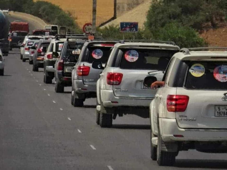 Tourisme : un convoi d’une quarantaine de voitures conduisant des touristes libyens en Algérie (photos)