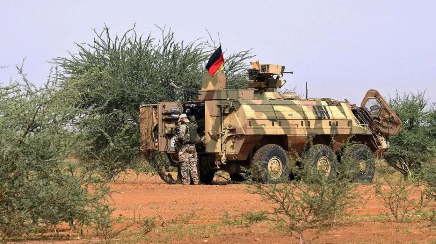 L’Allemagne annonce la suspension des opérations militaires au Mali