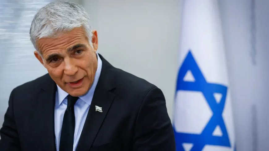 Yaïr Lapid envisage de se rendre au Maroc et d’organiser un sommet des pays arabes qui ont normalisé avec Israël