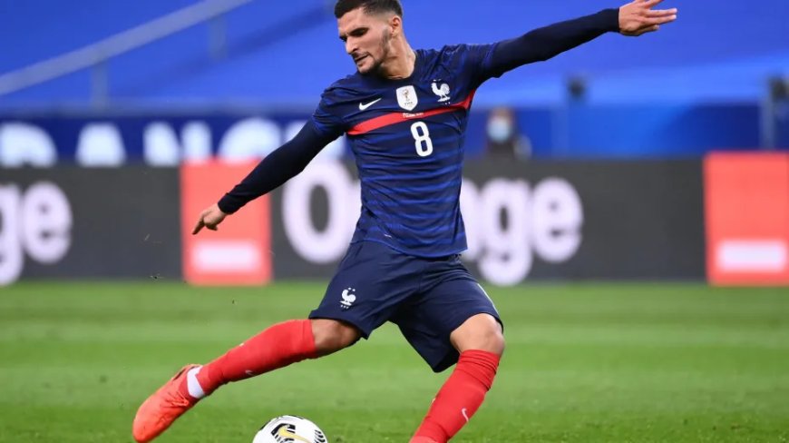 Algerie Foot: Nouveau rebondissements dans l’affaire de Houssem Aouar, suite à son choix de jouer dans équipe nationale algérienne