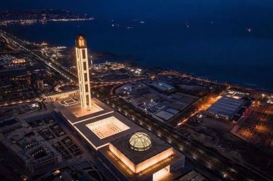 Création d’une école nationale des sciences islamiques, situé dans la mosquée d’Alger