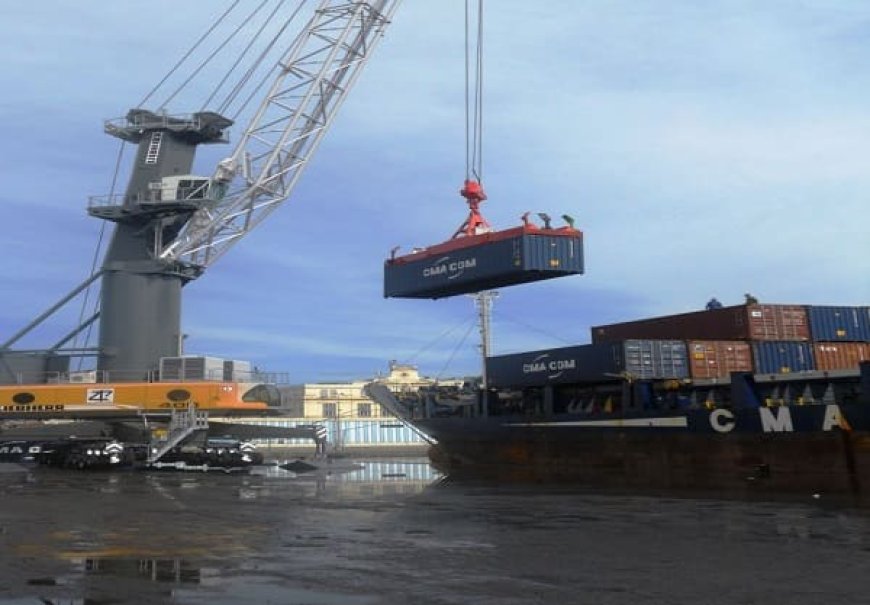 Ciment et boissons : Des opérations d’exportation à partir du port d’Annaba