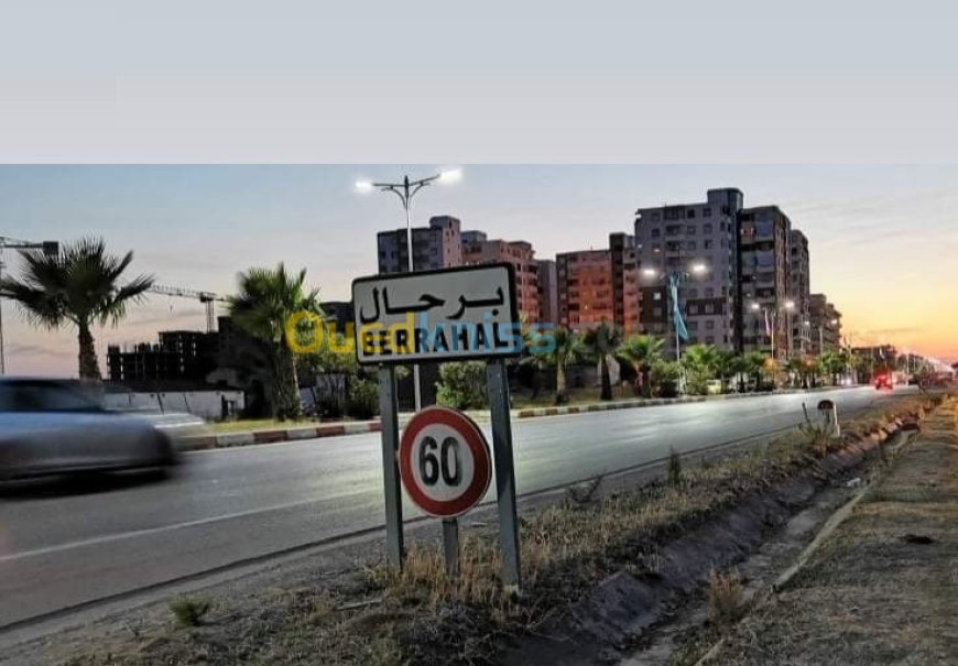 Piscine de Berrahal (Annaba) : Le gel est enfin levé !