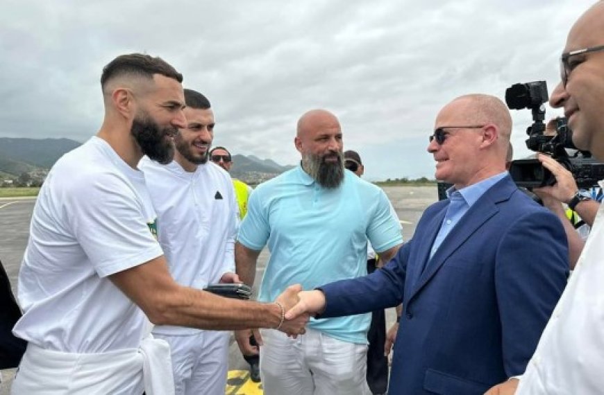 Accueil chaleureux de la star mondiale à Béjaïa : Karim Benzema en Algérie