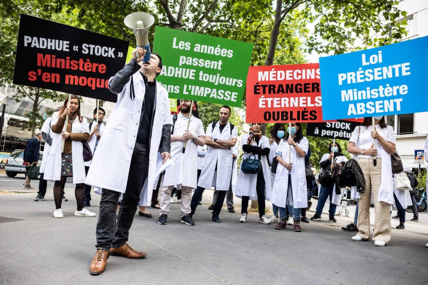 Crise Sanitaire en France : L’Expulsion Imminente de Milliers de Médecins Étrangers Sème le Chaos