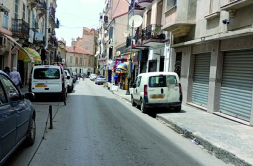 Stationnement anarchique sur les trottoirs à Constantine  : Un mépris flagrant pour les droits des piétons