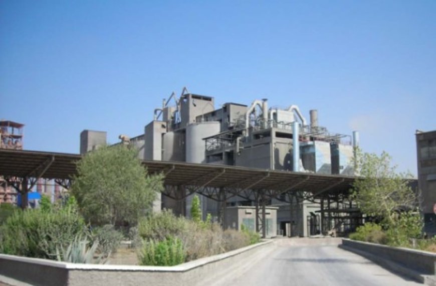 La Société des Ciments de Ain El Kébira (Sétif) : Une Maison verte sous un ciel bleu !