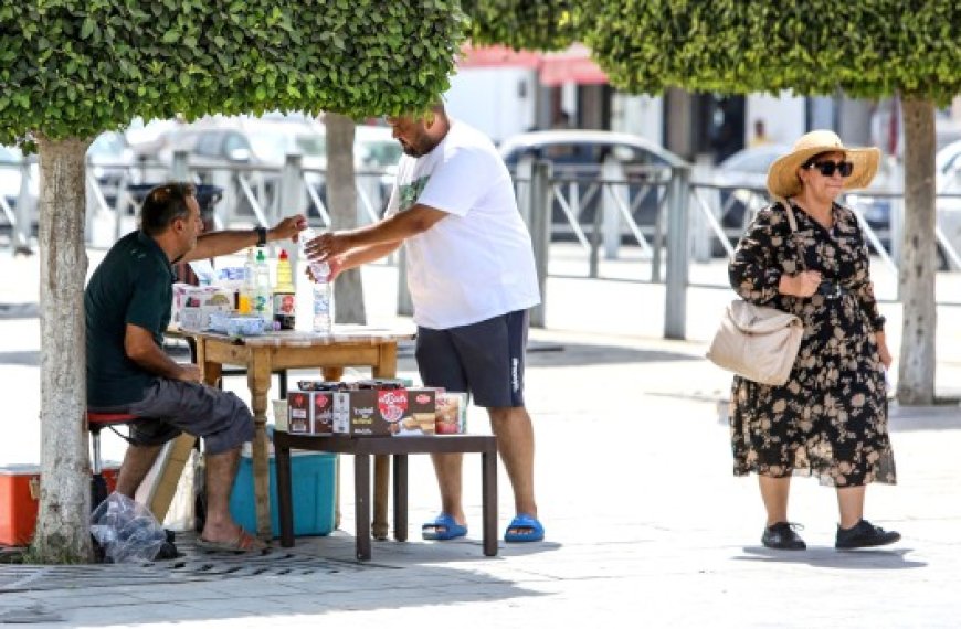 Face au retour de la Canicule : Pourquoi faut-il boire avant d’avoir soif ?