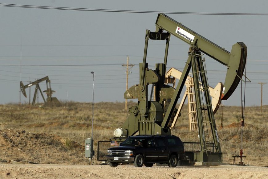 Le Pétrole Grimpe en Flèche : Le Marché Attend avec Appréhension la Réunion Cruciale de l’OPEP+