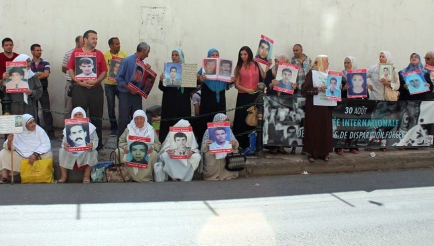 Familles de disparus: N’oublions PAS le rassemblement hebdomadaire interdit !