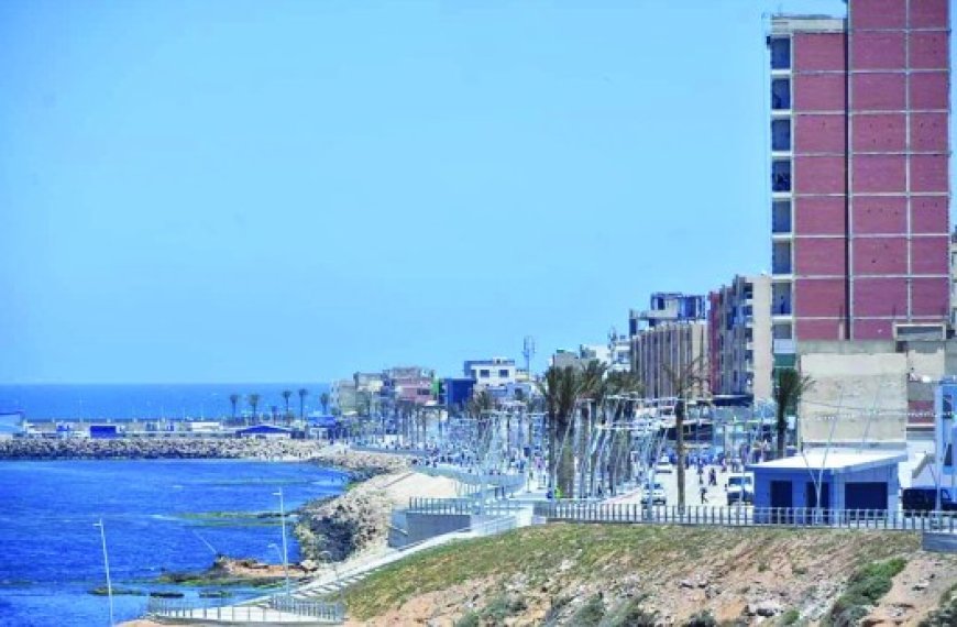 Salamandre (Mostaganem) : Le boulevard principal transformé en allée piétonne