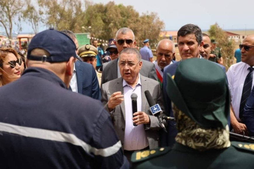 En tournée à Alger / Brahim Merad : «la sensibilisation, un facteur important dans la prévention des incendies»