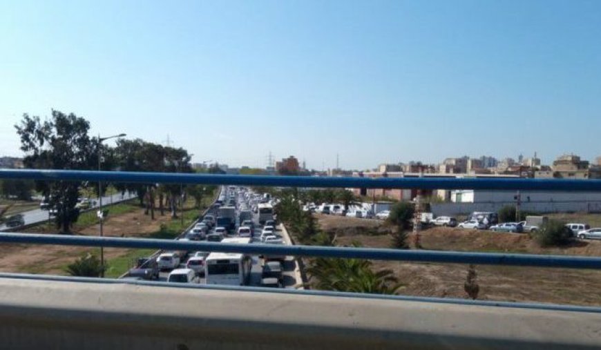 Lakhdar Rekhroukh : « les chantiers ouverts à Alger visent à réduire les embouteillages »