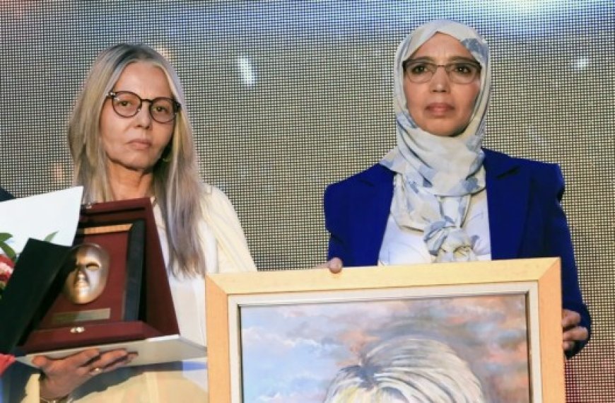 Journées nationales Fatiha Berber du théâtre de jeunes de Boumerdès : Hna ou lhih ou quand une frontière est dressée entre salon et cuisine