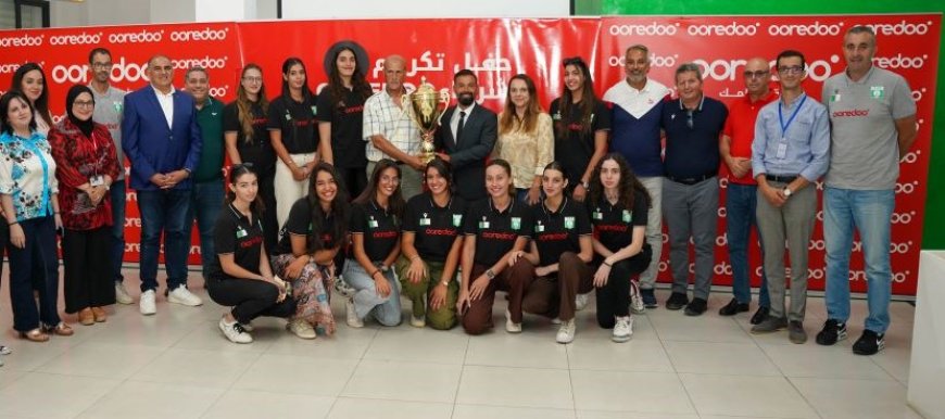 Ooredoo honore l’équipe de Volley féminine de MB Béjaia 