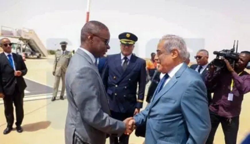 Investiture du président mauritanien : Larbaoui arrive à Nouakchott