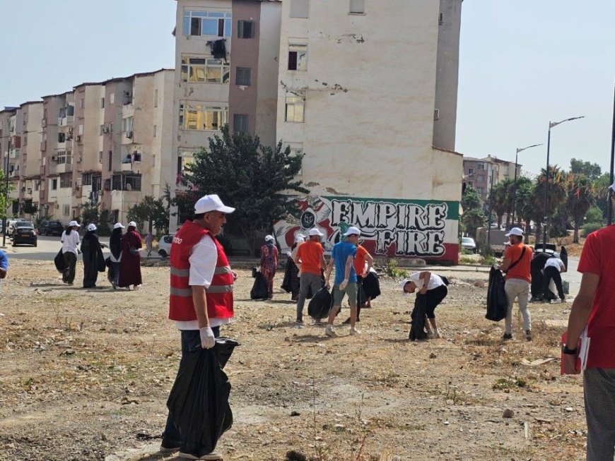 Ooredoo accompagne l’opération de nettoyage des quartiers et des plages d’Alger