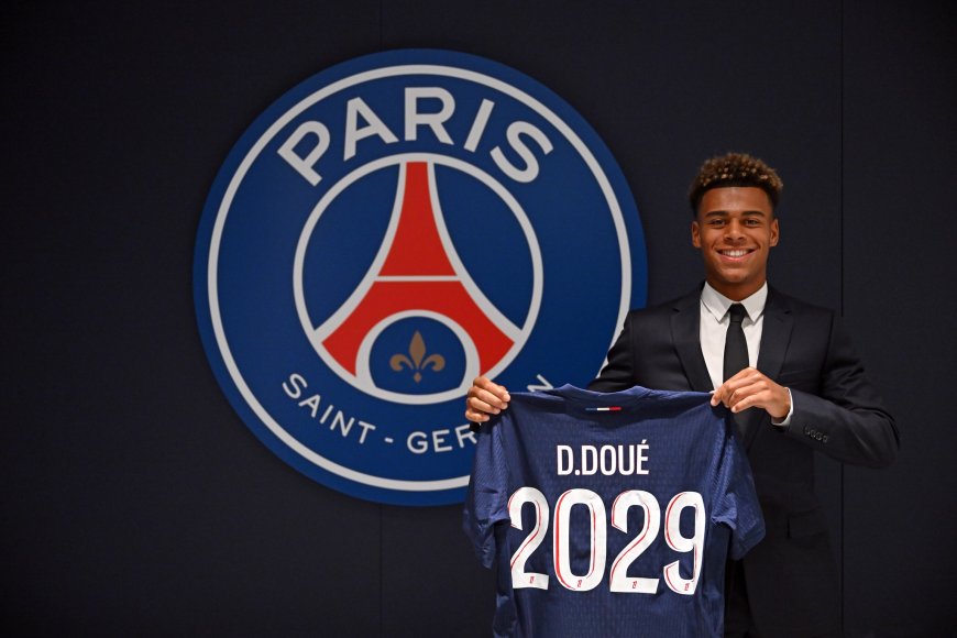 Désiré Doué officiellement au PSG