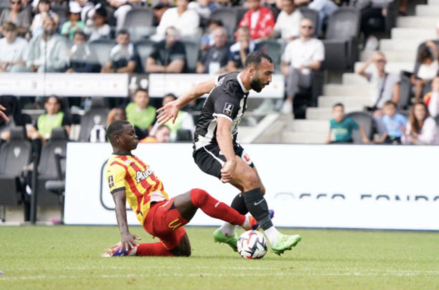 France : Défaite inaugurale pour Angers et ses Algériens