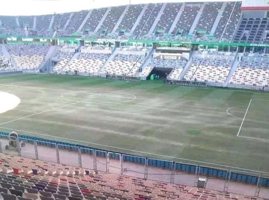 L’état catastrophique du stade Mandela provoque des licenciements en chaîne