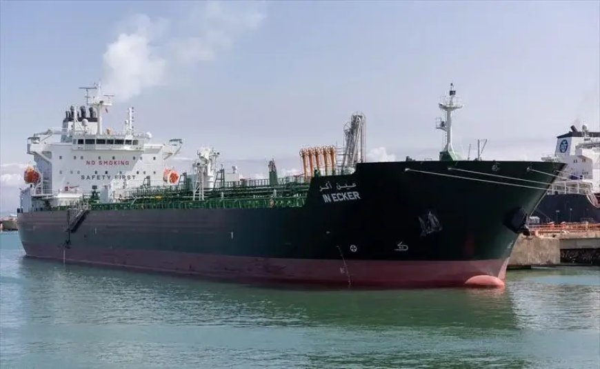 Le pétrolier algérien « In Ecker », chargé de 30.000 tonnes de fioul, quitte le port de Skikda pour le Liban