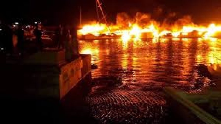 Vidéo. Sidi Frejd/Un impressionnant incendie ravage une dizaine de bateaux