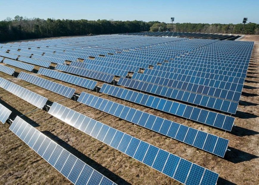 Projets de centrales solaires : Astroenergy va fournir l’équivalent de 1 GW de modules photovoltaïques à l’Algérie