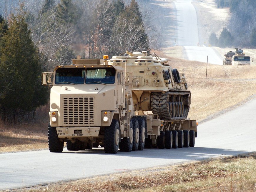 Le constructeur américain Oshkosh  va fabriquer des tracteurs HET A1 pour les Forces armées royales marocaines