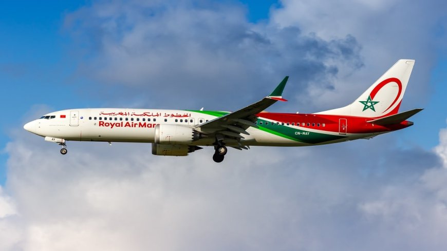 Percuté par des oiseaux, l’avion de la Royal Air Maroc se casse le nez (photos)